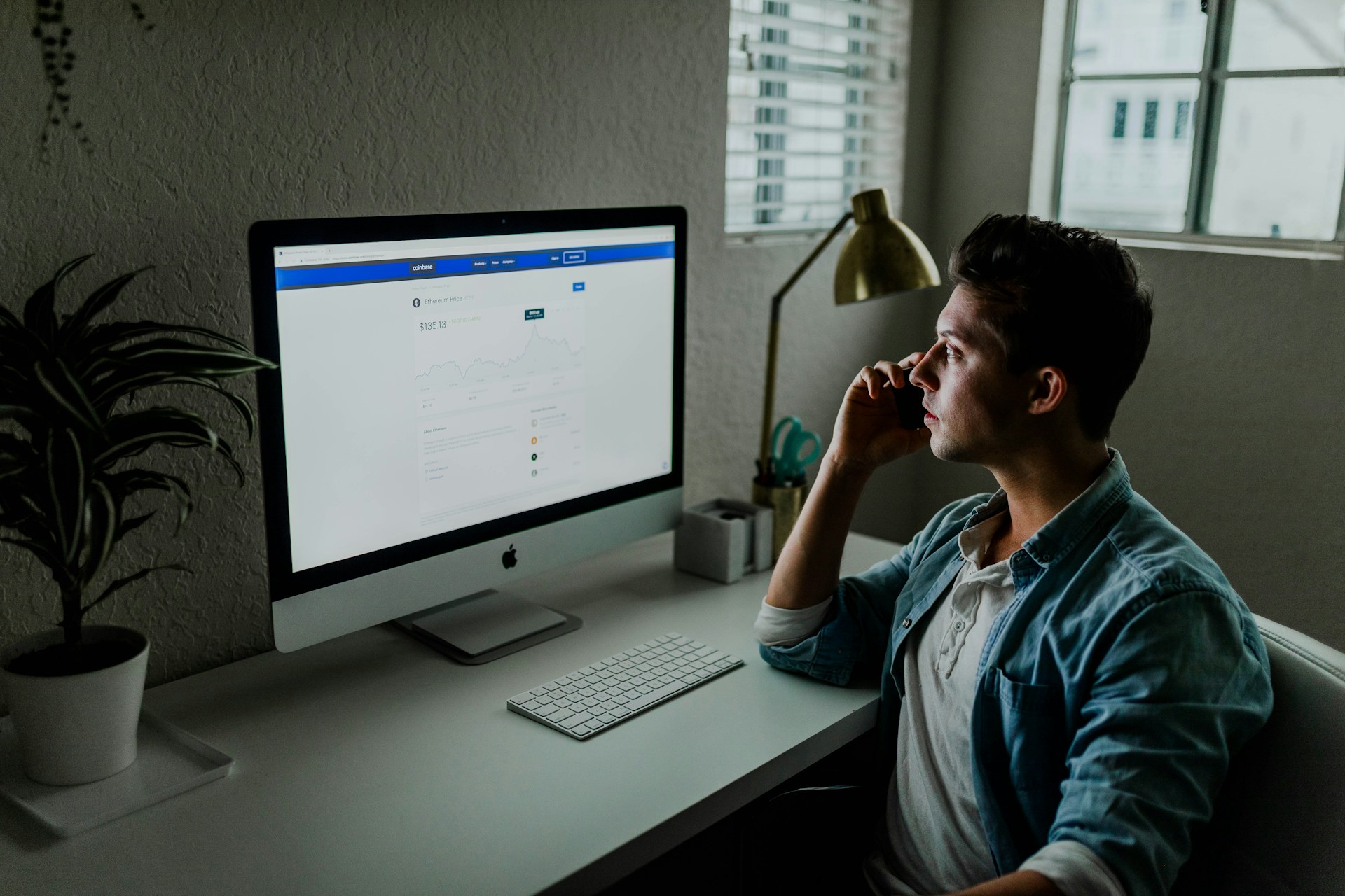 Read more about the article When to Use Facebook Ads Services for a Quick Boost